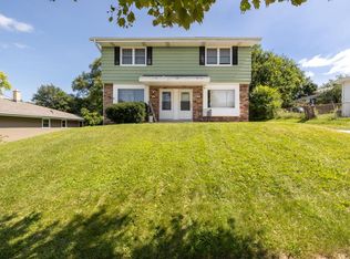 1423 Eder Ln UNIT 1425, West Bend, WI 53095