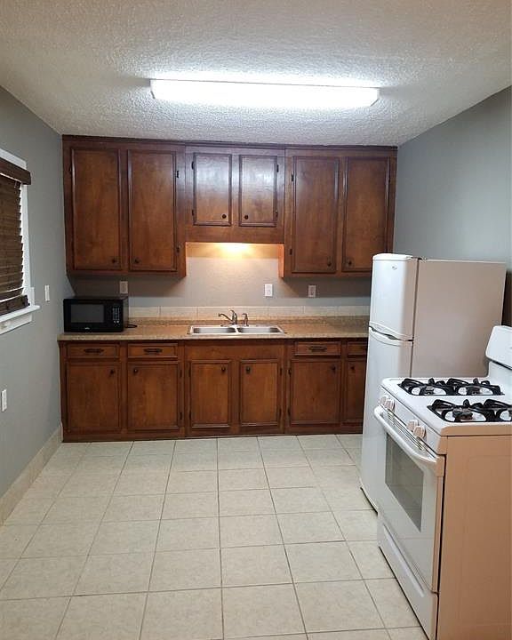 1st image of 2201 Pearland Garage Apartment Ave N