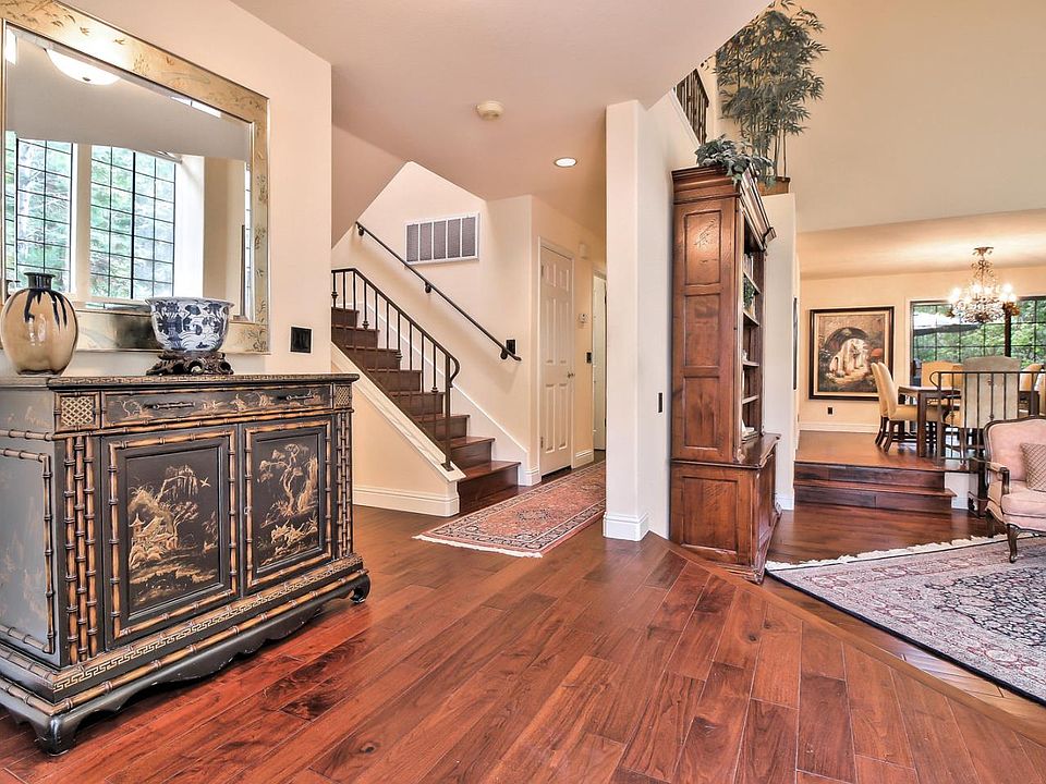 1st image of 5868 Dry Oak Dr