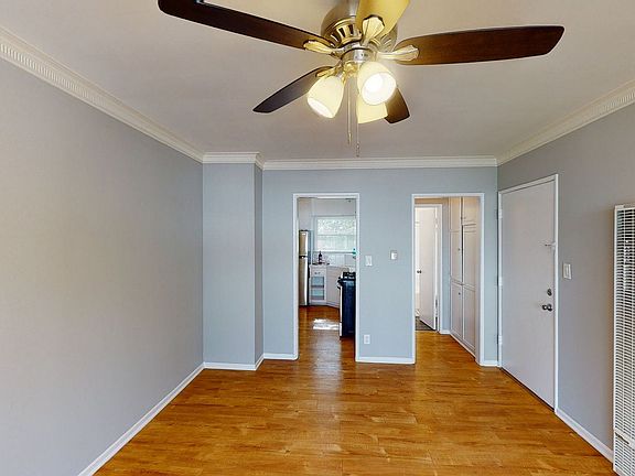 2nd image of 3360 1/2 Rowena Ave #5