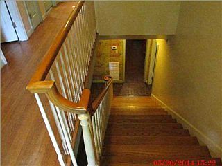 2nd image of 1911 Oak Knoll Dr