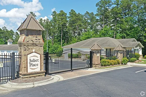 Juliet Place Apartments Photo 1