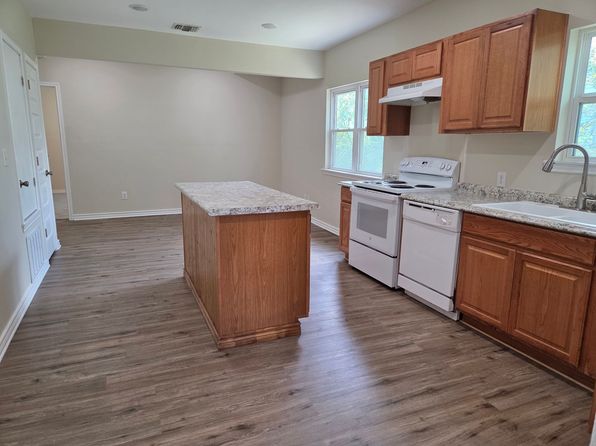727 Menefee Blvd