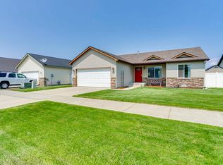 1977 Wagon Trail Loop, Post Falls, ID 83854