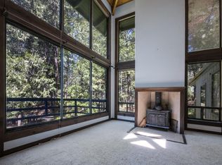 2070 King Of The Mountain Rd, Pollock Pines, CA 95726