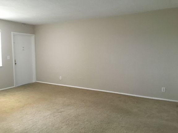 5th image of 1100 NE 1st Ct APT 309