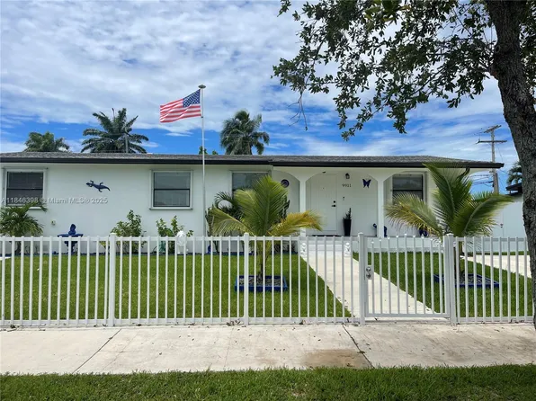 9911 SW 198th St, Cutler Bay, FL 33157