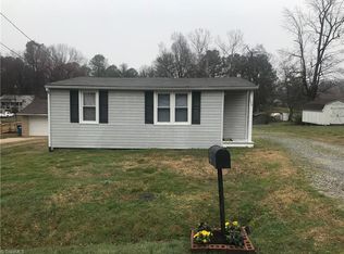 139 Pinecrest Dr, Archdale, NC 27263