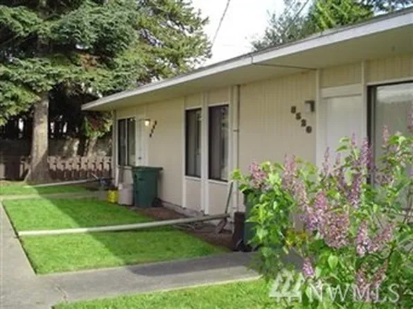 8520A 16th Ave NW, Seattle, WA 98117