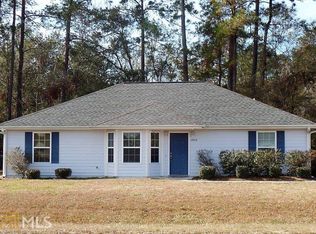 2066 Scrubby Bluff Rd, Kingsland, GA 31548