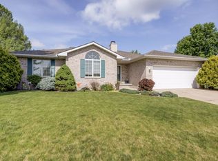 2555 Deerfield Ct, Decatur, IL 62521