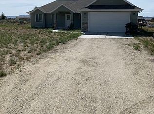 371 Thoroughbred Dr, Spring Creek, NV 89815
