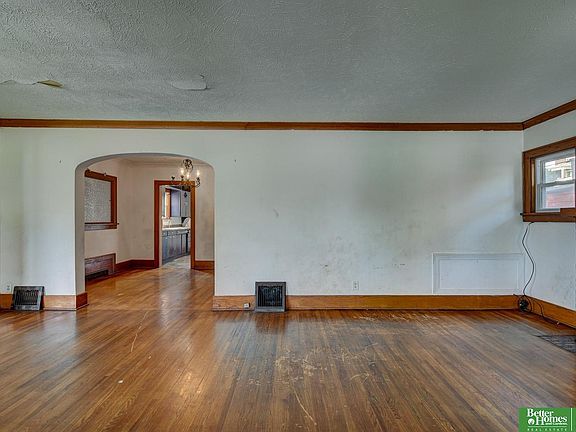 5th image of 3041 Ida St