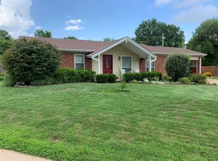 3 Redsand Ct, Ballwin, MO 63011