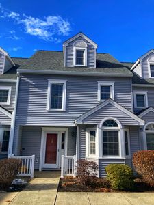 368 Meridian Street Extension APT 42, Groton, CT, 06340