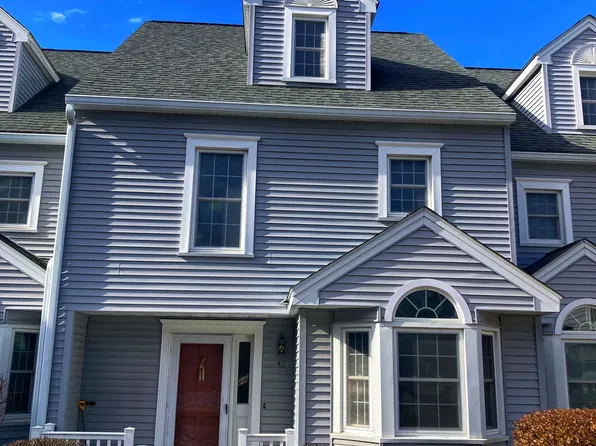 368 Meridian Street Extension APT 42, Groton, CT 06340