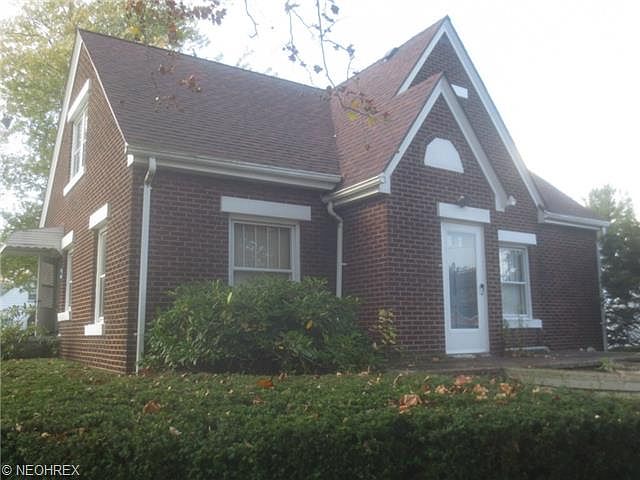 1st image of 800 Tenney Ave