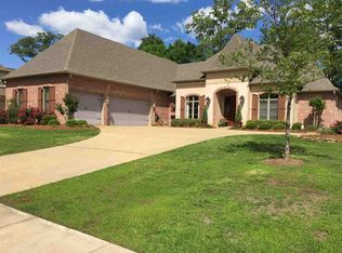 388 Saint Ives Dr, Madison, MS 39110
