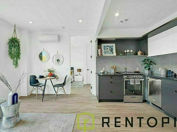 2nd image of 2175 Bergen St #3M