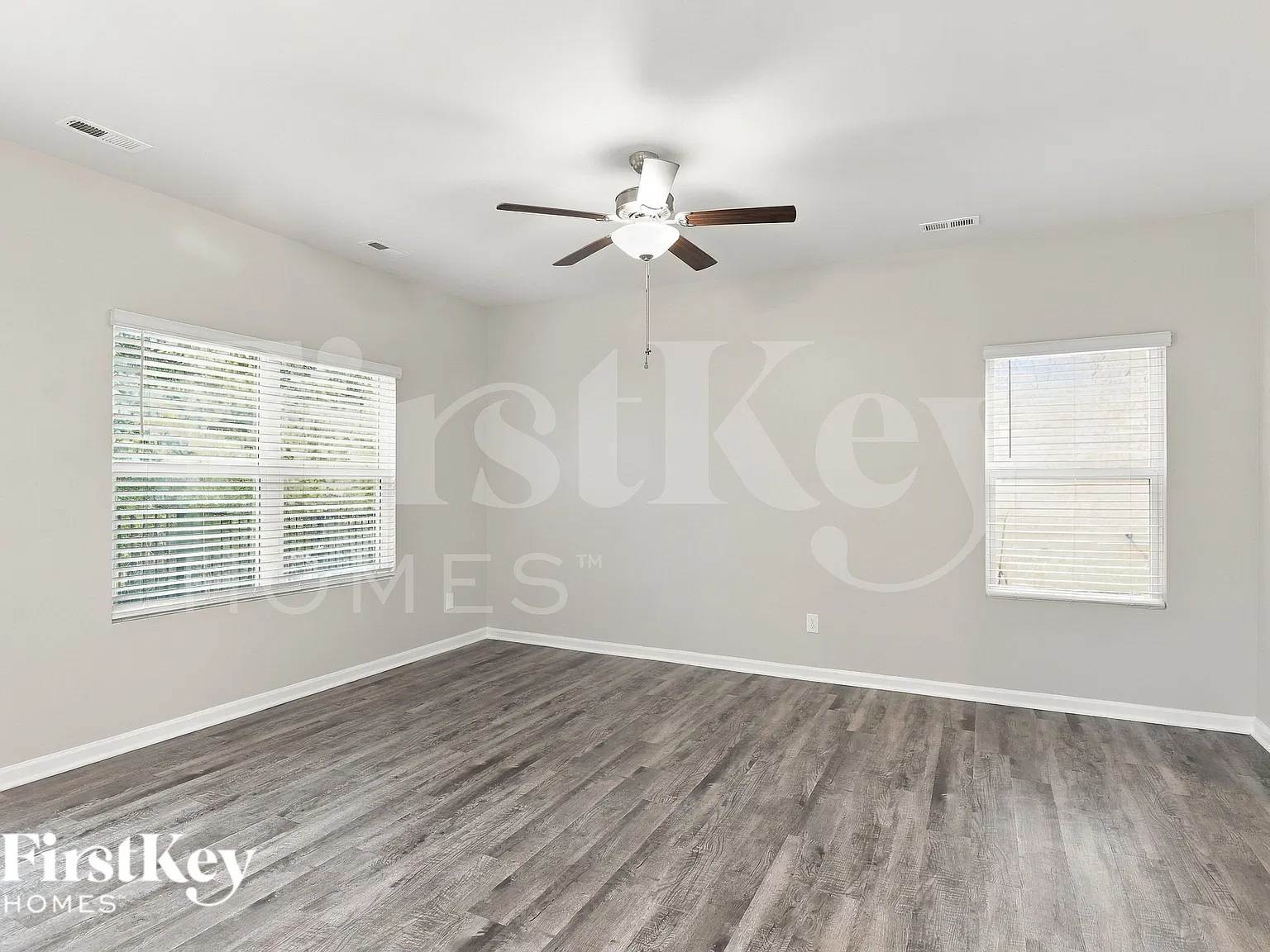 4 bed, 2.5 bath, 1841 sqft, $2,455 — Photo 3