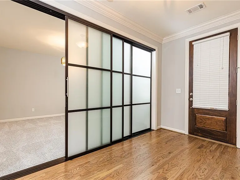 3664 Brookhaven Manor Xing NE — Photo 8