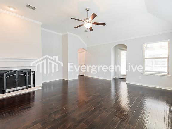 4th image of 221 Baldwin Dr