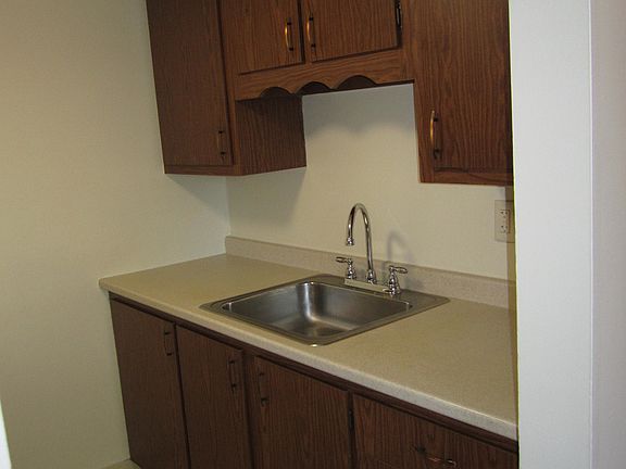 2nd image of 5398 Main St APT 2