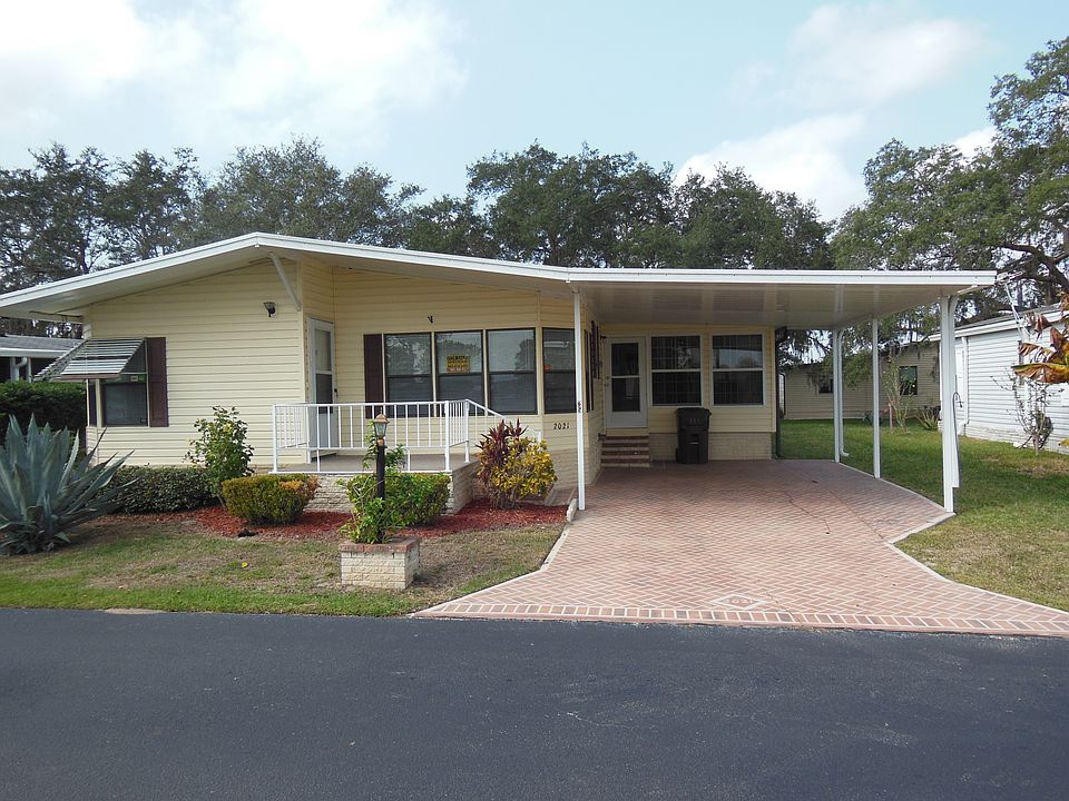 1st image of 2027 Tower Lakes Blvd
