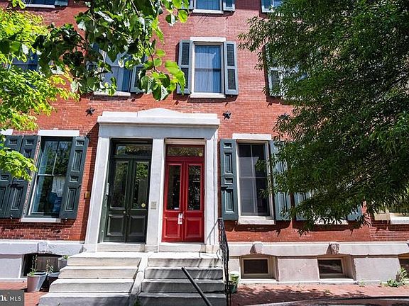 3rd image of 1737 Wallace St APT 102