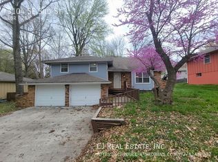 3104 SE 3rd St, Blue Springs, MO 64014