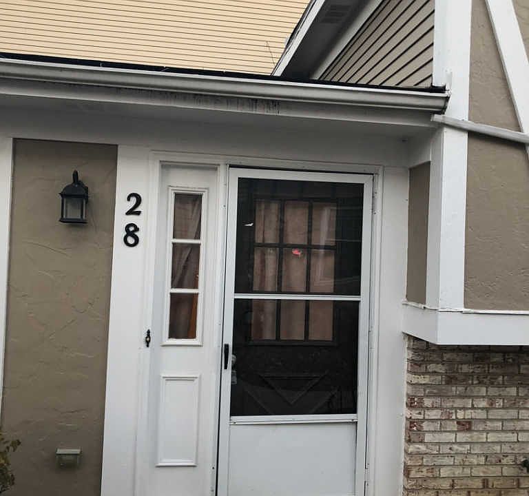 1st image of 28 Wildwood Ct #28