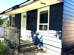 14 George St, Ajax, ON L1S1S5