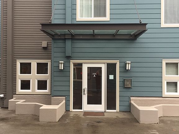 2nd image of 300 10th Ave Unit A303