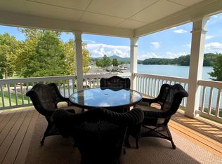 255 Sconset Dr, Penhook, VA 24137