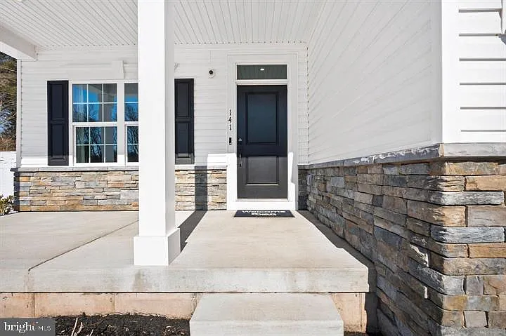 141 Dithridge Dr — Photo 3