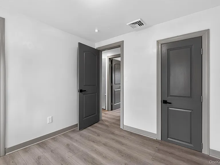 62 Poplar St — Photo 28