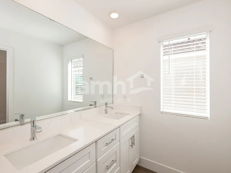 8732 Begonia Ct — Photo 12
