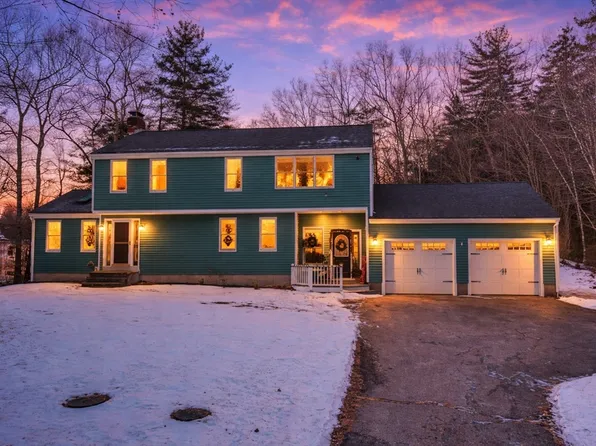 13 Dolge Ct, Oxford, MA 01540