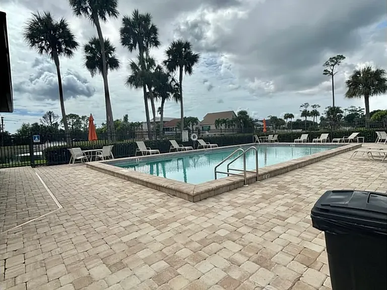 6111 Montego Bay Loop — Photo 44
