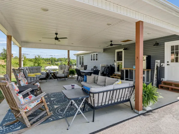 143 Stage Rd, Jonesborough, TN 37659