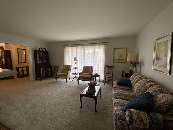 5th image of 3352 Hunter Rd