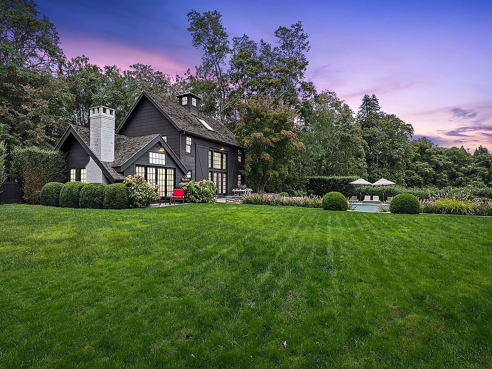 2749 Montauk Hwy, Sag Harbor, NY 11963 | MLS #389750 | Zillow