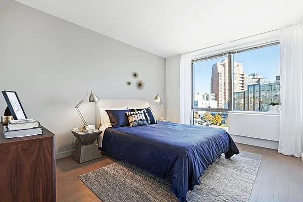 Rented by Greystar | media 2