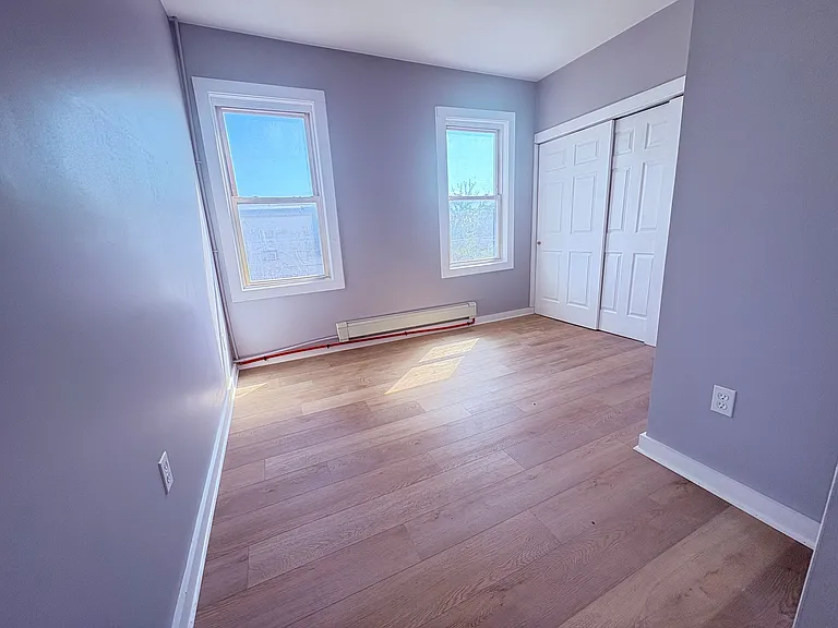 124 Highland St #4 — Photo 5
