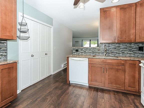 5th image of 180 S Waters Edge Dr APT 102