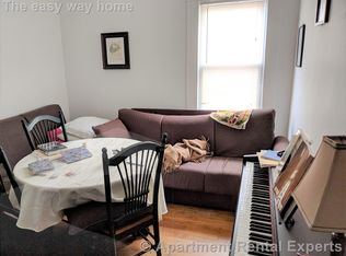 148 5th St #2E, Cambridge, MA 02141