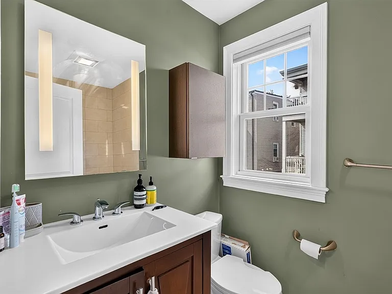 36 Edgar Ave #2 — Photo 18