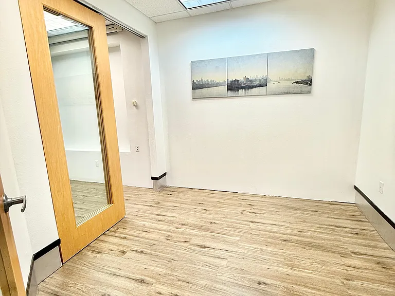 6000 Metrowest Blvd #213 — Photo 9