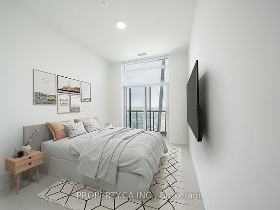 5th image of 30 Upper Mall Way #Penthouse 04
