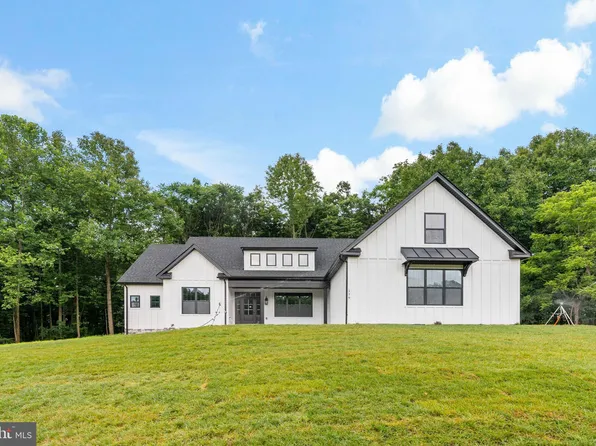 119 Piscataway Ln, Hedgesville, WV 25427